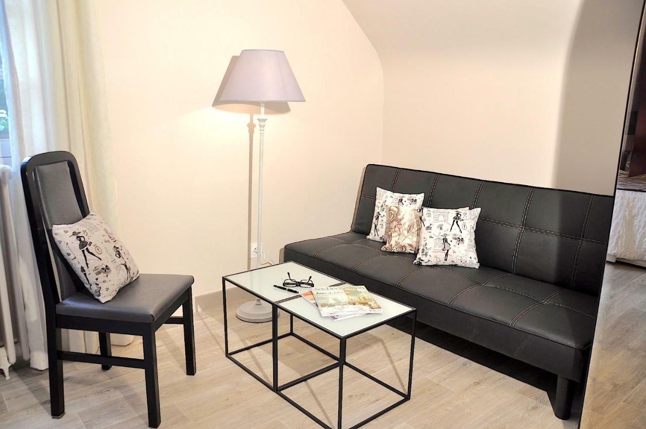 Bed and Breakfast Au Jardin De Lisa Cherreau Экстерьер фото