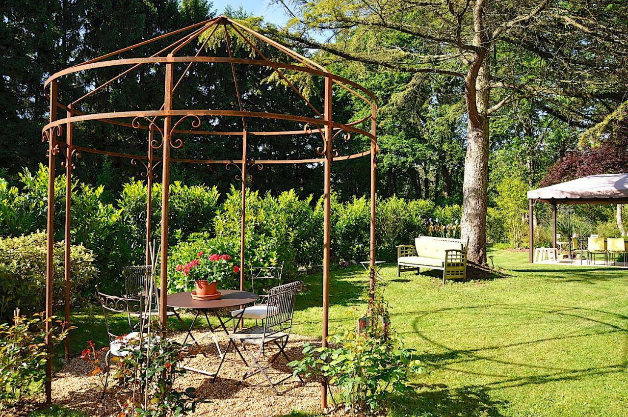 Bed and Breakfast Au Jardin De Lisa Cherreau Экстерьер фото