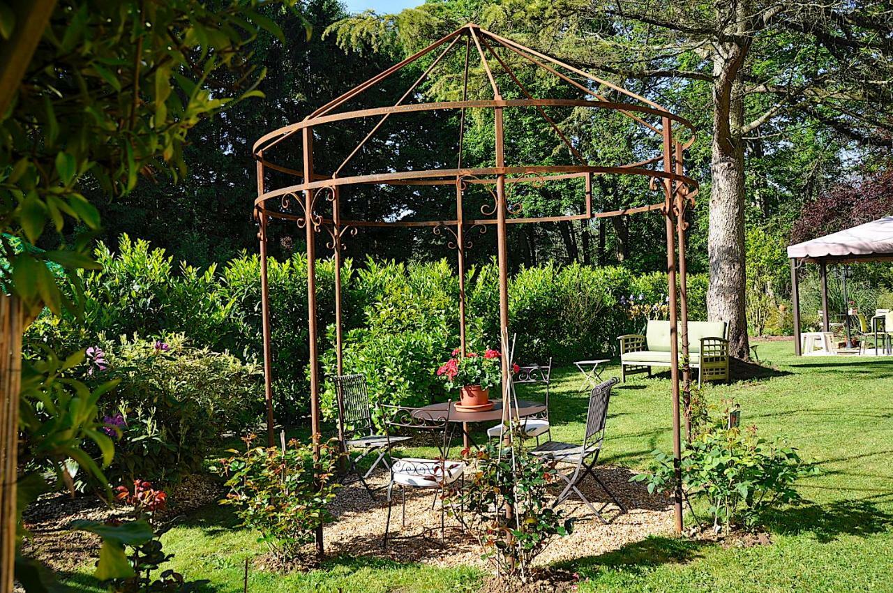 Bed and Breakfast Au Jardin De Lisa Cherreau Экстерьер фото